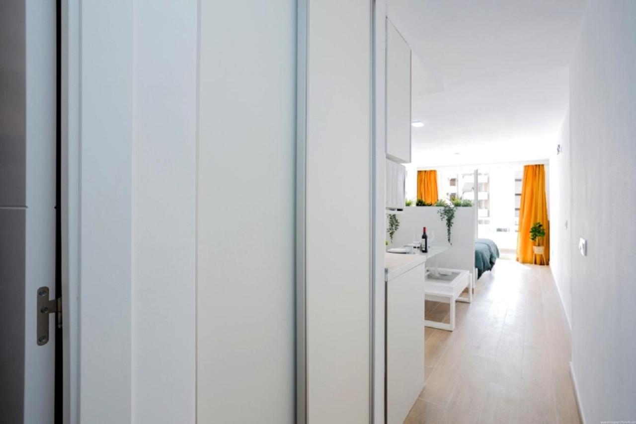 319 Modern Accommodation,Sea View, Wi Fi And Pool Playa de las Americas  Exteriör bild