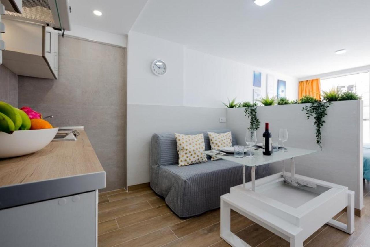 319 Modern Accommodation,Sea View, Wi Fi And Pool Playa de las Americas  Exteriör bild